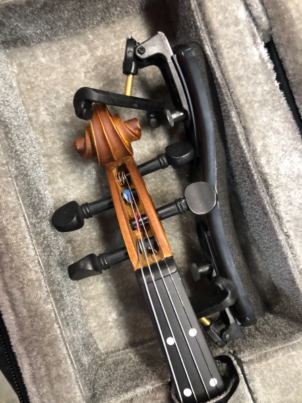 Photo 3 of Eastar EVA-1 Solid 1/4 Natural Violin Set For Kid Beginner Student with Hard Case, Rosin, Shoulder Rest, Bow, Clip-on Tuner and Extra Strings
(Black case)