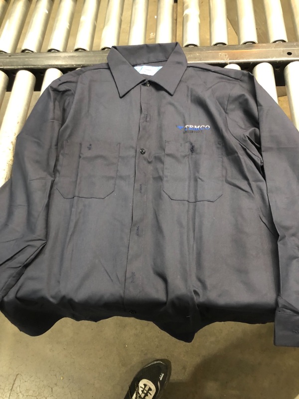 Photo 1 of Cintas Comfort flex
Large Temco logistics button up 