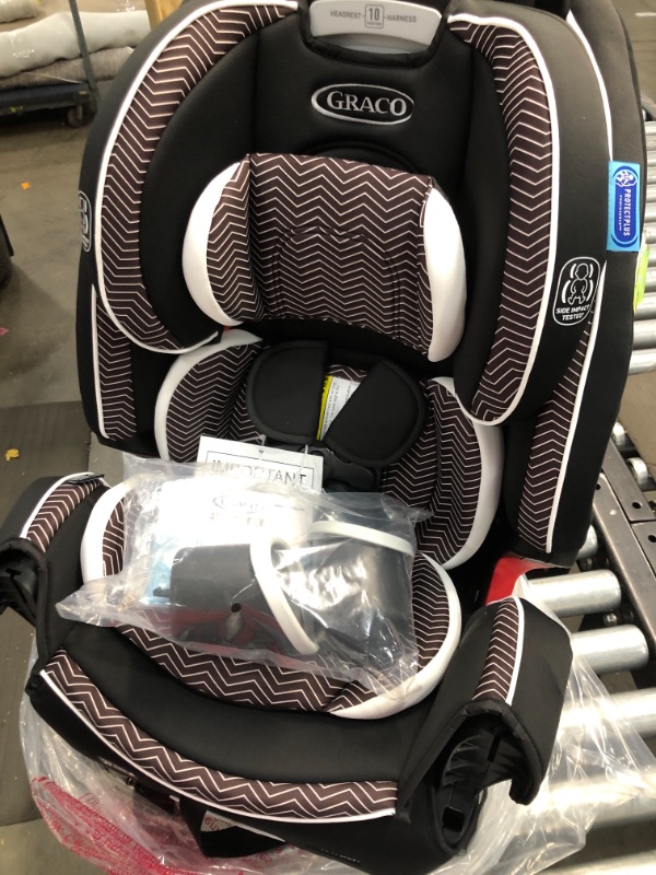 Photo 5 of Graco 4ever DLX 4-in-1 Convertible Car Seat - Zagg