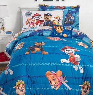 Photo 1 of **INCOMPLETE ITEM**
PAW Patrol 6-Pc. Twin Comforter Set
