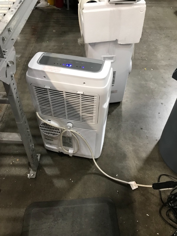 Photo 3 of BLACK+DECKER BPT06WTB Portable Air Conditioner with Remote Control, 6,000 BTU SACC/CEC (10,000 BTU ASHRAE), Cools Up to 250 Square Feet, White
