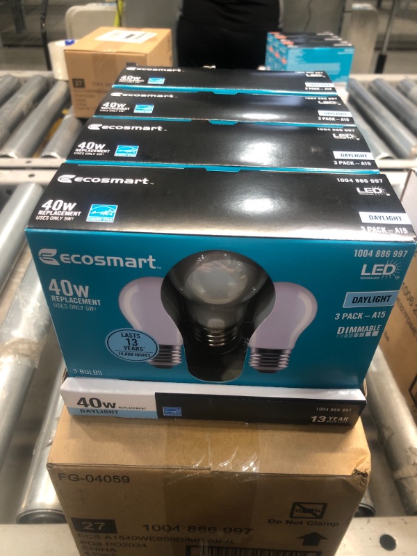 Photo 2 of 40-Watt Equivalent A15 Dimmable ENERGY STAR Frosted Glass Decorative Filament Vintage LED Light Bulb Daylight (3-Pack)
4BOXES