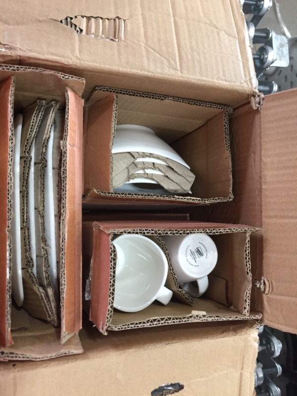 Photo 1 of Gibson Zen Buffetware 12 Piece Square Dinnerware Plate, Bowl, & Mug Set, White