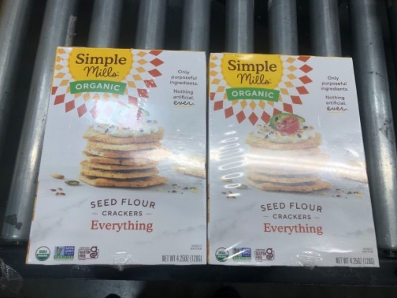 Photo 1 of Simple Mills Organic Seed Crackers, Everything, Gluten Free, Flax Seed, Sunflower Seeds, Corn Free, Low-Calorie Snacks, Plant Based, Nutrient Dense, 4.25oz, 3 Count  2-PACK  best by 8/30/21
