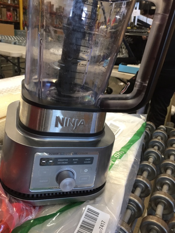 Photo 6 of BUNDLE, Chefman Electric Glass Tea Kettle, Black, 1.7 Liters- WORKS FUNCTIONS
AND, NINJA 72 Oz. Single Speed Power Grey Blender with a Food Processer Pitcher Blender, Silver - **TURNS ON BUT DID NOT FUNCTION**

