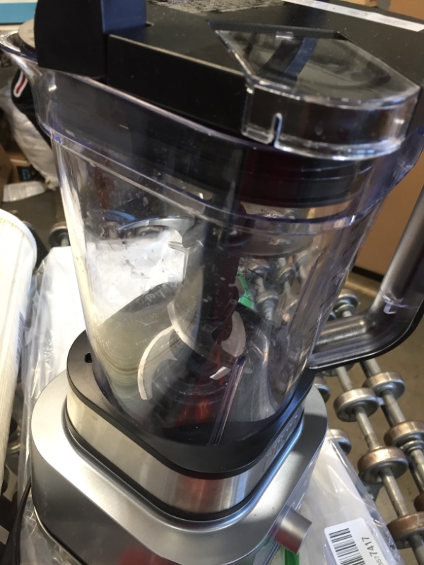 Photo 5 of BUNDLE, Chefman Electric Glass Tea Kettle, Black, 1.7 Liters- WORKS FUNCTIONS
AND, NINJA 72 Oz. Single Speed Power Grey Blender with a Food Processer Pitcher Blender, Silver - **TURNS ON BUT DID NOT FUNCTION**

