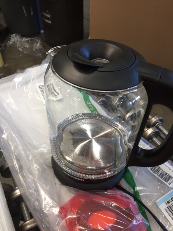 Photo 4 of BUNDLE, Chefman Electric Glass Tea Kettle, Black, 1.7 Liters- WORKS FUNCTIONS
AND, NINJA 72 Oz. Single Speed Power Grey Blender with a Food Processer Pitcher Blender, Silver - **TURNS ON BUT DID NOT FUNCTION**

