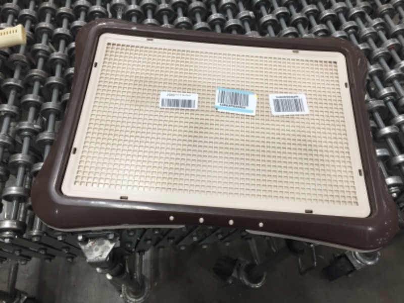 Photo 1 of Richell Paw Trax Mesh Training Tray, Brown B00MGTQSA4
