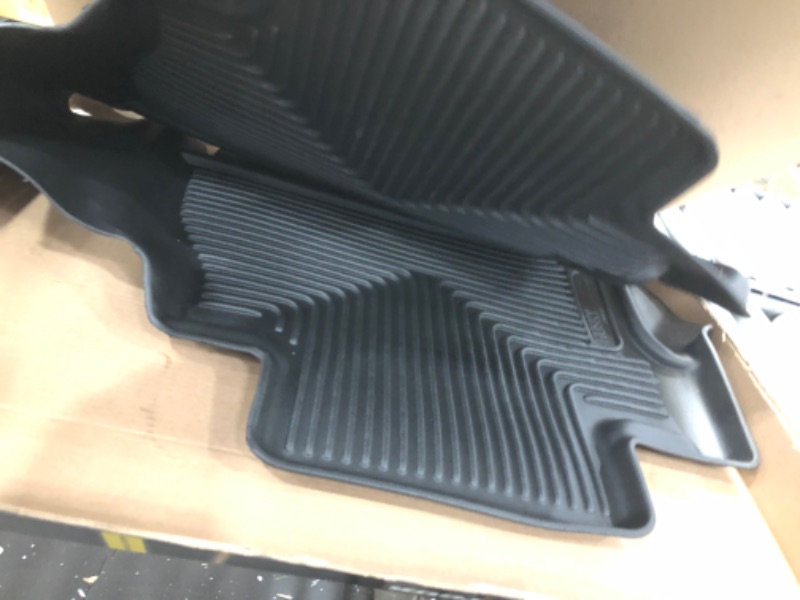 Photo 2 of 14-16 Tundra 2nd Seat Floor Liner X-act Contour Series Black
Dimensions: 33.0 in (L) x 24.0 in (W) x 3.0 in (H)
