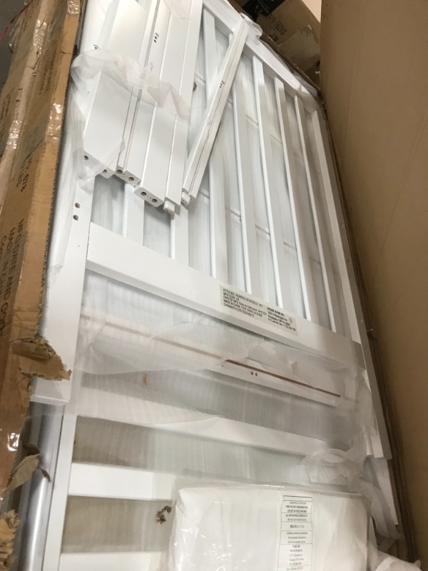 Photo 1 of Dream On Me Anna 4-in-1 Convertible Crib and Changer, White