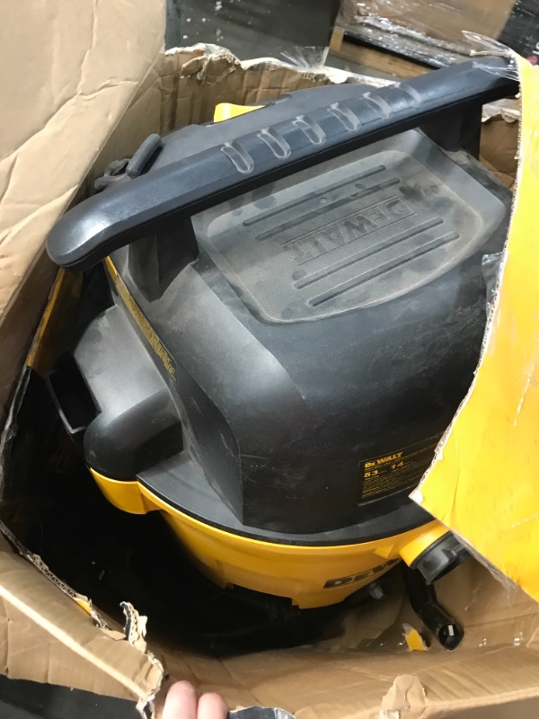 Photo 2 of 14 Gal. Poly Wet/Dry Vac
DOES NOT POWER ON **** PARTS ONLY