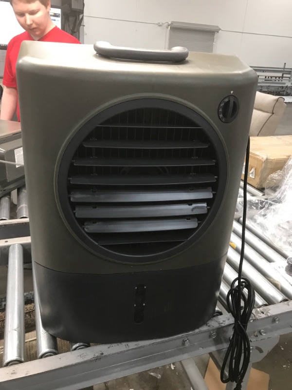 Photo 2 of 
Hessaire MC18V 1300 CFM Mobile Evaporative Cooler
