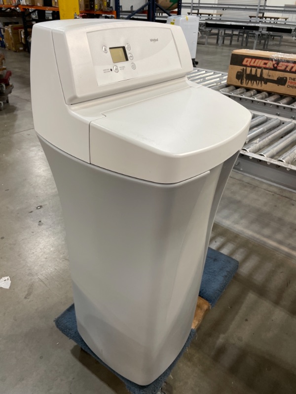 Photo 4 of ***PARTS ONLY***Whirlpool WHES30E 30,000 Grain Softener | Salt & Water Saving Technology | NSF Certified | Automatic Whole House Soft Water Regeneration, 0.75 inches, Off-White ?19 x 18 x 43.5 inches

