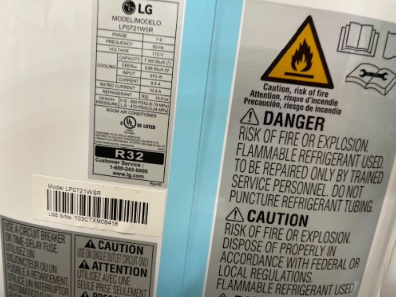 Photo 4 of ***PARTS ONLY*** LG 7,000 BTU (DOE) / 10,000 BTU (ASHRAE) Portable Air Conditioner, Cools 300 Sq.Ft. (12' x 25' room size), Quiet Operation, LCD Remote, Window Installation Kit Included, 115V 13.27 x 17.32 x 27.36 inches

