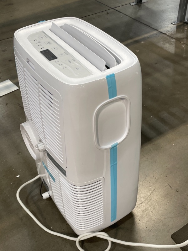 Photo 3 of ***PARTS ONLY*** LG 7,000 BTU (DOE) / 10,000 BTU (ASHRAE) Portable Air Conditioner, Cools 300 Sq.Ft. (12' x 25' room size), Quiet Operation, LCD Remote, Window Installation Kit Included, 115V 13.27 x 17.32 x 27.36 inches

