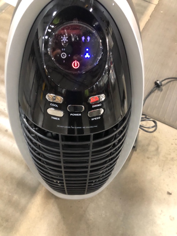 Photo 4 of Honeywell Fan & Humidifier with Detachable Tank, Carbon Dust Filter & Remote Control, CS10XE Indoor Portable Evaporative Cooler, 300 CFM, Silver/Gray
