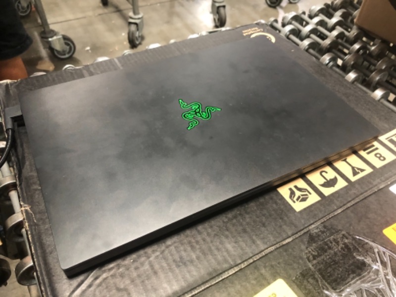 Photo 4 of Razer Blade 15 Base Gaming Laptop 2020: Intel Core i7-10750H 6-Core, NVIDIA GeForce RTX 2060, 15.6" FHD 1080p 144Hz, 16GB RAM, 512GB SSD, CNC Aluminum, Chroma RGB Lighting, Thunderbolt 3, Black