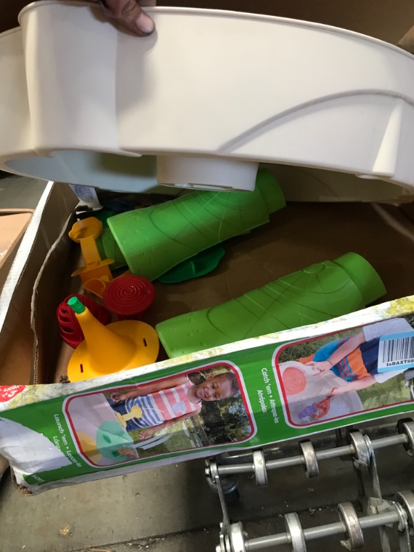 Photo 2 of Little Tikes Frog Pond Water Table
