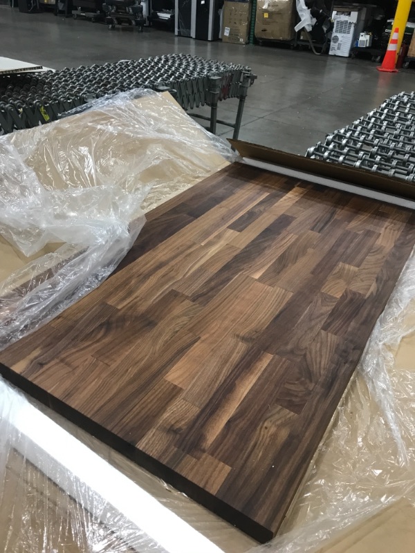 Photo 2 of 1.5in Thick Walnut--Edge Grain Countertop---25in Wide  42in long
