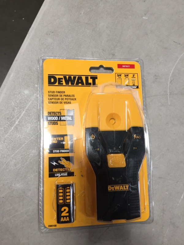 Photo 2 of DeWalt 6.3 in. L x 4.2 in. W Stud Finder 3/4 in. 1 pc.