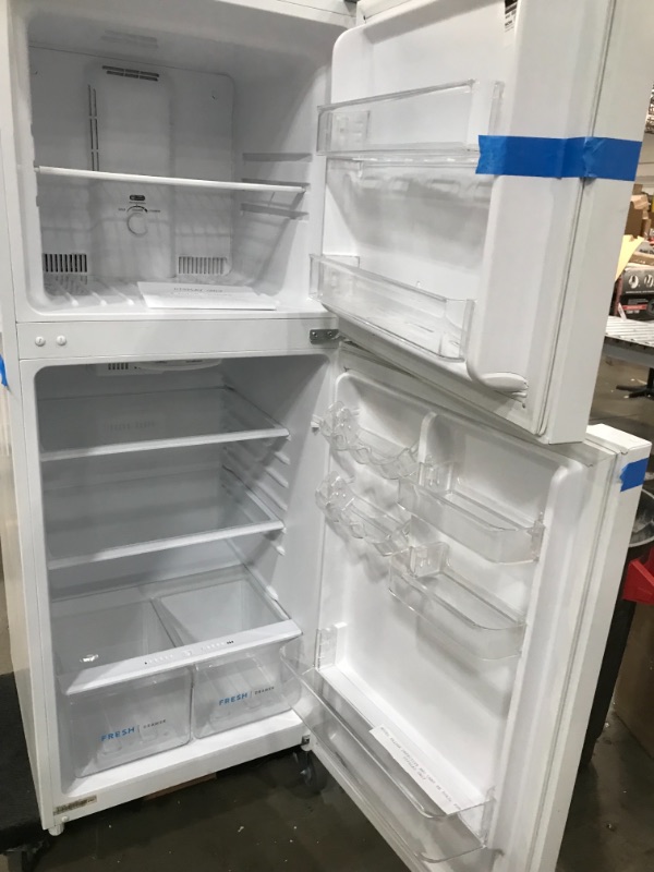 Photo 2 of 10.1 cu. ft. Top Freezer Refrigerator in White
