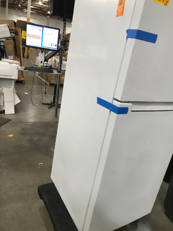 Photo 3 of 10.1 cu. ft. Top Freezer Refrigerator in White
