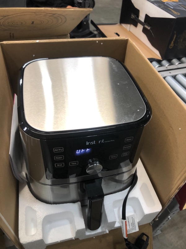 Photo 4 of Instant Vortex Plus 6-in-1 Air Fryer, 6 Quart