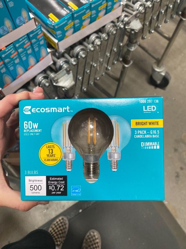 Photo 2 of 60-Watt Equivalent G16.5 Globe Dimmable Clear Glass Filament Vintage LED Light Bulb Bright White (3-Pack)
(2 BOXES, 6 LIGHT BULBS) 3 BRIGHT WHITE, 3 DAYLIGHT 