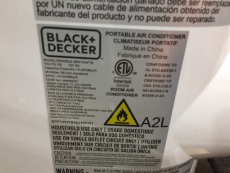 Photo 4 of BLACK+DECKER BPT10WTB Portable Air Conditioner with Remote Control, 10,000 BTU SACC/CEC (14,000 BTU ASHRAE), Cools Up to 450 Square Feet, White

//tested , powers on // does not blow cold air// missing components 
