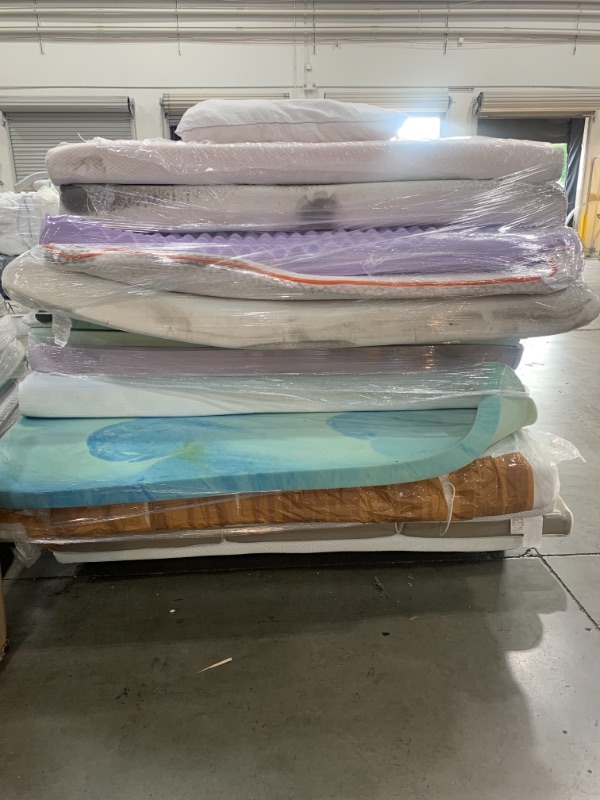 Photo 1 of Minor Usage, Out of the Original Packaging, Dirty Beds, Unknown Sizes and Brands, Comes As is, Non Refundable 
