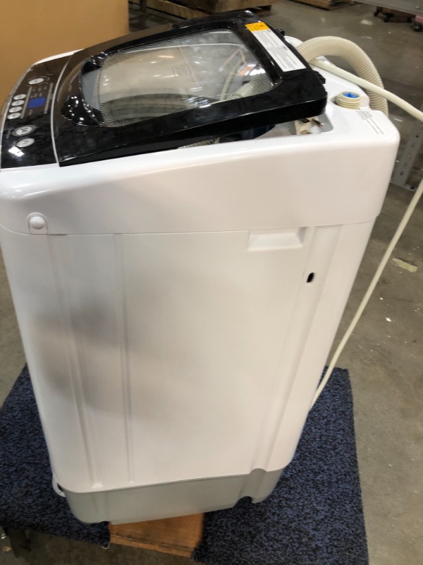 Photo 1 of Black + Decker BPWM09W Portable Washer

