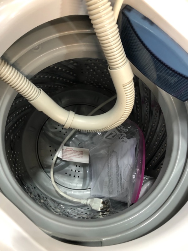 Photo 1 of Black + Decker BPWM09W Portable Washer
