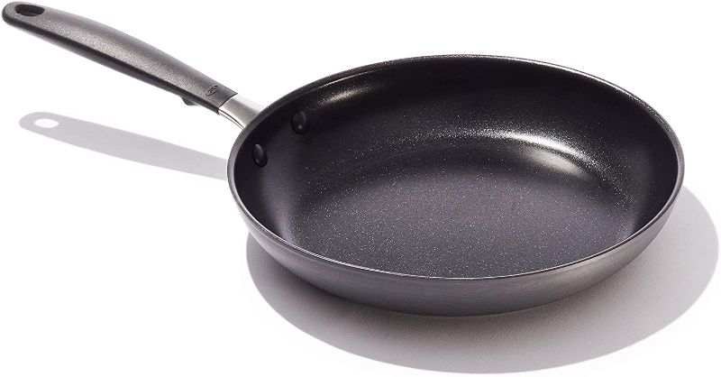 Photo 1 of 10" oxo frying pan
