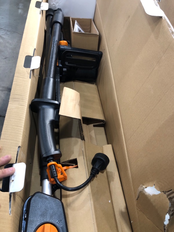 Photo 2 of ***NOT TESTED*** Worx WG309 8 Amp 10" Electric Pole Saw