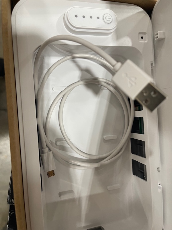 Photo 1 of SHARPER IMAGE UV Clean Zone Phone Sanitizer Charger Portable Ultraviolet Light Kills Up to 99.9% of Bacteria & Viruses at DNA Level, Chemical-Free, Fits Most Smartphones
