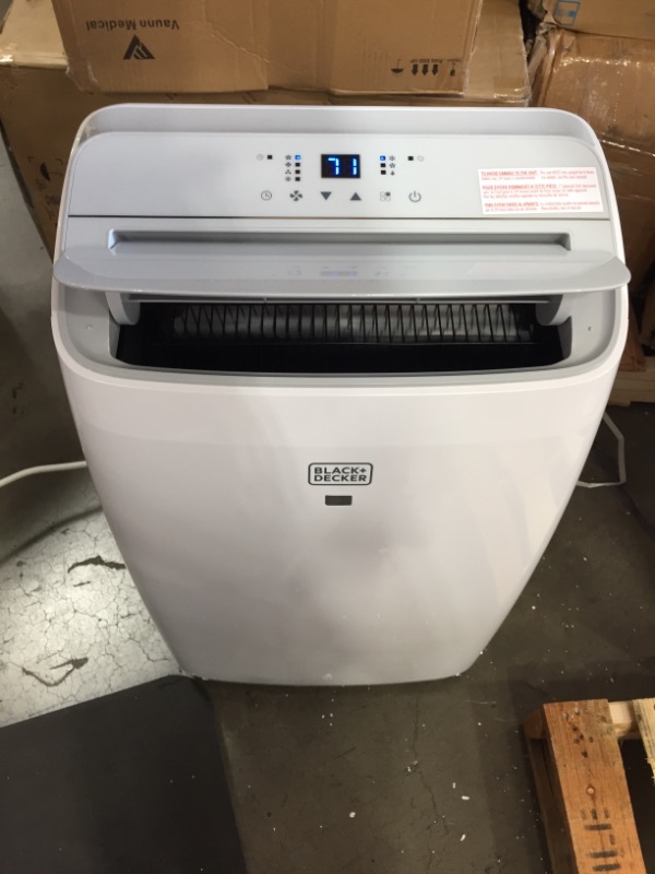 Photo 2 of BLACK+DECKER BPT10WTB Portable Air Conditioner with Remote Control, 10,000 BTU SACC/CEC (14,000 BTU ASHRAE), Cools up to 450 Square Feet, White
