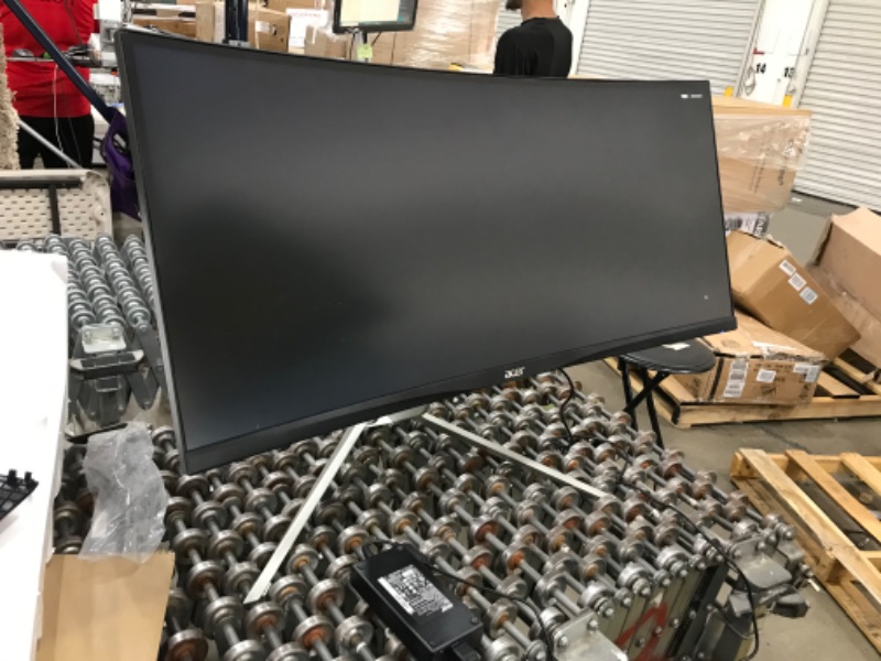 Photo 2 of Acer XR342CK Pbmiiqphuzx 34" Curved QHD (3440 x 1440) 100Hz Refresh Rate Monitor with AMD FREESYNC Technology (Display Port & 2 x HDMI 2.0 Ports),Black
