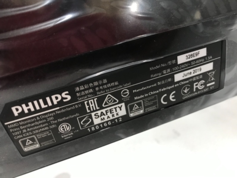 Photo 5 of Philips 328E1CA 32" Curved Monitor, 4K UHD, 120% sRGB, Adaptive-Sync, Speakers, Vesa, 4Yr Advance Replacement Warranty
**COULD NOT TURN  ON, MISSING POWED BRICK TO POWER ON, USED**