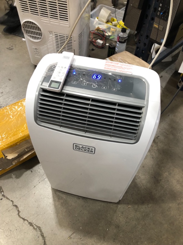 Photo 1 of BLACK+DECKER BPACT08WT Portable Air Conditioner with Remote Control, 5,000 BTU DOE (8,000 BTU ASHRAE), Cools Up to 150 Square Feet, White
**MISSING COMPONENTS**