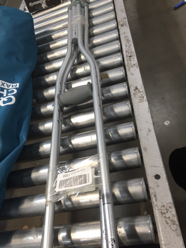 Photo 1 of Hugo Mobility 721-785 Hugo Lightweight Adjustable Aluminum Crutches
NOT BOXED!