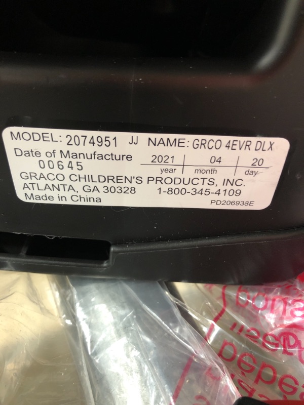 Photo 8 of Graco 4Ever DLX 4-in-1 Car Seat Convertible - Kendrick