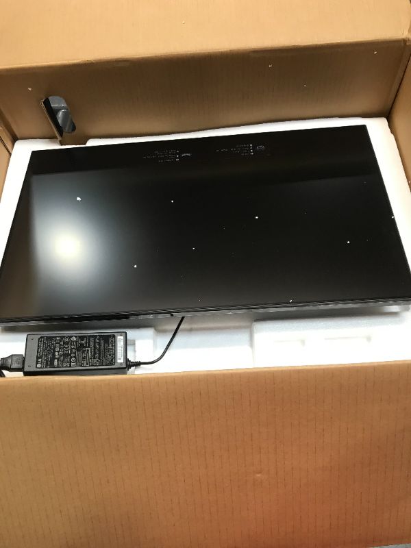 Photo 1 of LG - 27" UltraGear UHD Nano IPS 1ms 144Hz G-SYNC Compatible Gaming Monitor with HDR (DisplayPort, HDMI, USB) - Black