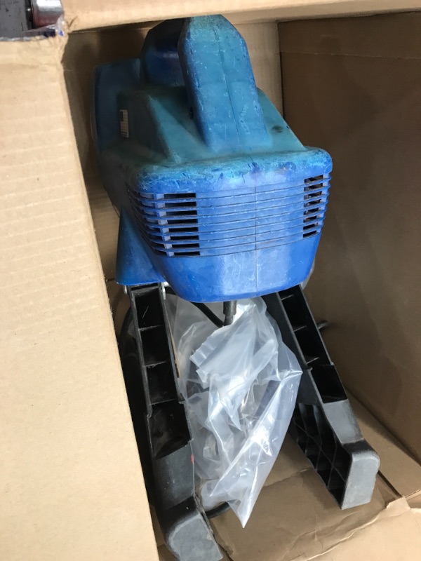 Photo 2 of Graco Magnum 262800 X5 Stand Airless Paint Sprayer, Blue
