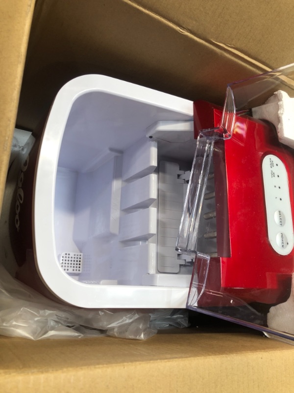 Photo 3 of Igloo 26-Pound Portable Ice Maker, Retro Red Iceb26rr