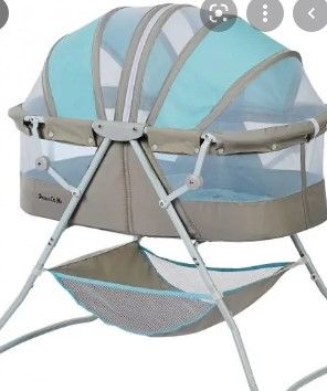 Photo 1 of Dream On Me Karley Bassinet 