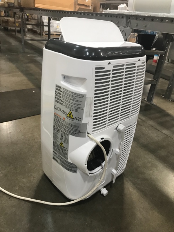 Photo 3 of BLACK+DECKER BPP05WTB Portable Air Conditioner with Remote Control, 5,000 BTU SACC/CEC (8,000 BTU ASHRAE), White
**MISSING SOME ACCESSORIES**BLOWS ICE COLD**