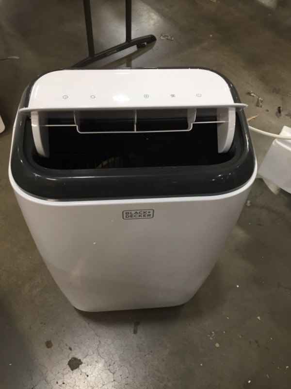 Photo 1 of BLACK+DECKER BPP08HWTB Portable Air Conditioner with Heat and Remote Control, 8, 000 BTU SACC/CEC , Cools Up to 350 Square Feet, White
