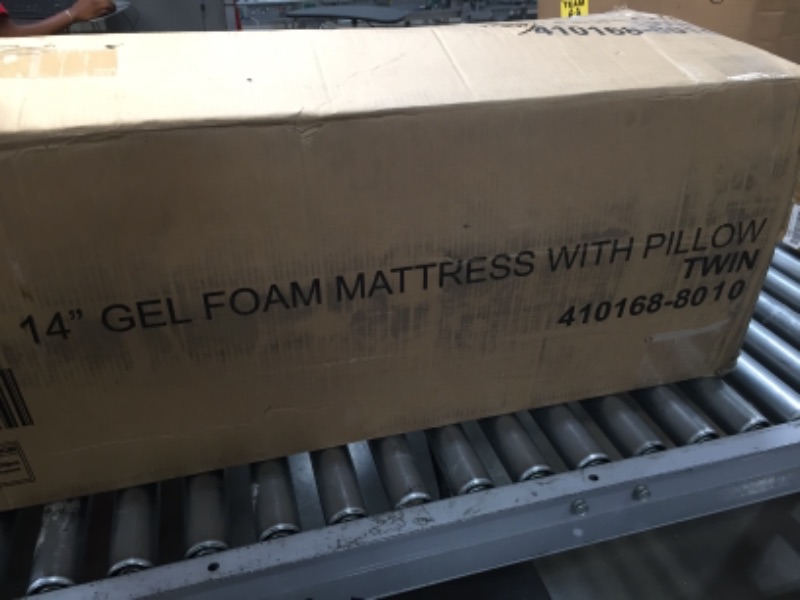 Photo 3 of 14" GEL FOAM MATTRESS WITH PILOW TWIN 