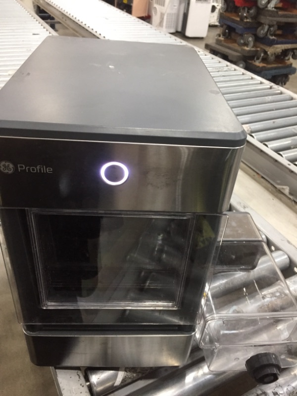 Photo 2 of GE Profile Opal | Countertop Nugget Ice Maker with Side Tank | Portable Ice Machine with Bluetooth Connectivity | Smart Home Kitchen Essentials | Stainless Steel Finish | Up to 24 lbs. of Ice Per Day
MISSING PART OF THE TANK.