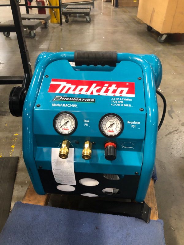 Photo 2 of **NOT WORKING** Makita MAC2400 25 HP Big Bore Air Compressor